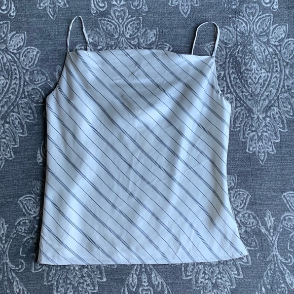 L’Agence Kay Cowl Neck Pinstriped Silk Tank XS - Picture 4 of 9